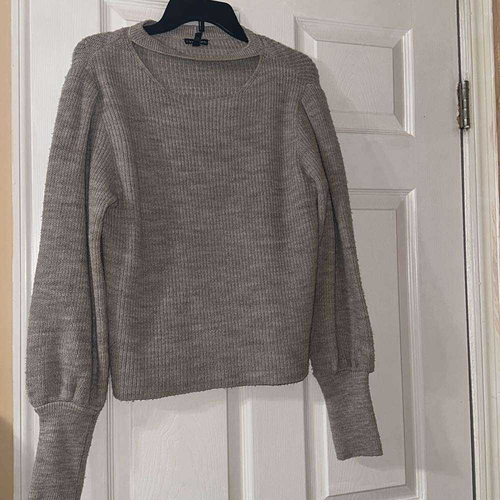 GREAT CONDITION Express Women’s Sweater